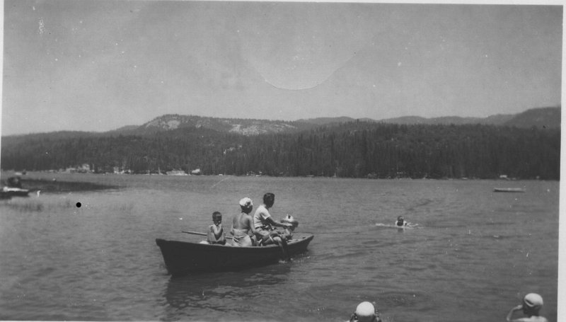 bass_lake1.jpg - Grandpa (Arvid) pulled us around using his old Sea King outboard motor on a boat rented from the Forks.